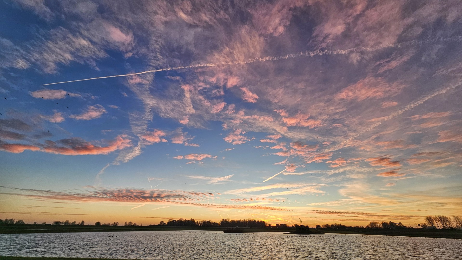 Omroep Flevoland - Nieuws - Grijze start van december, maar droge ...